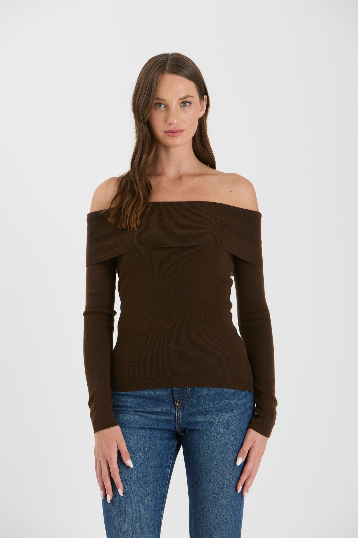 SWEATER SHOULDER