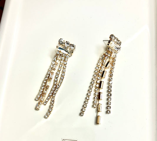 CRYSTAL EARRINGS